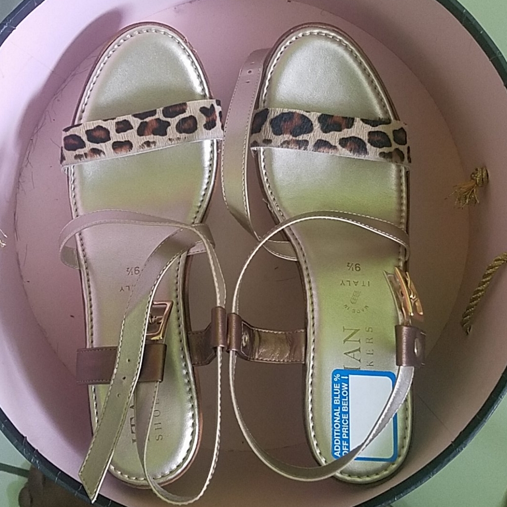 Italian Shoemakers Gold/Cheetah Print Wedges